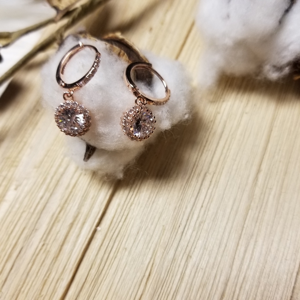 Gorgeous ROSE GOLD Dangle earrings with CZ's - Picture 3 of 8